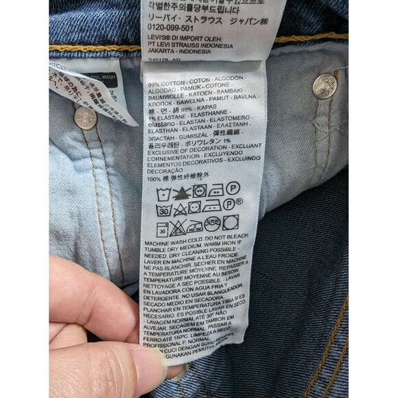 Levi's 505 Straight Leg Fit Jeans Men's Size 36x32 Medium Wash - Picture 5 of 14